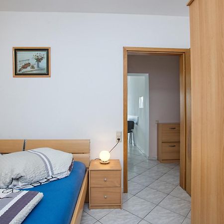 Apartments With A Parking Space Vodice - 6178 部屋 写真