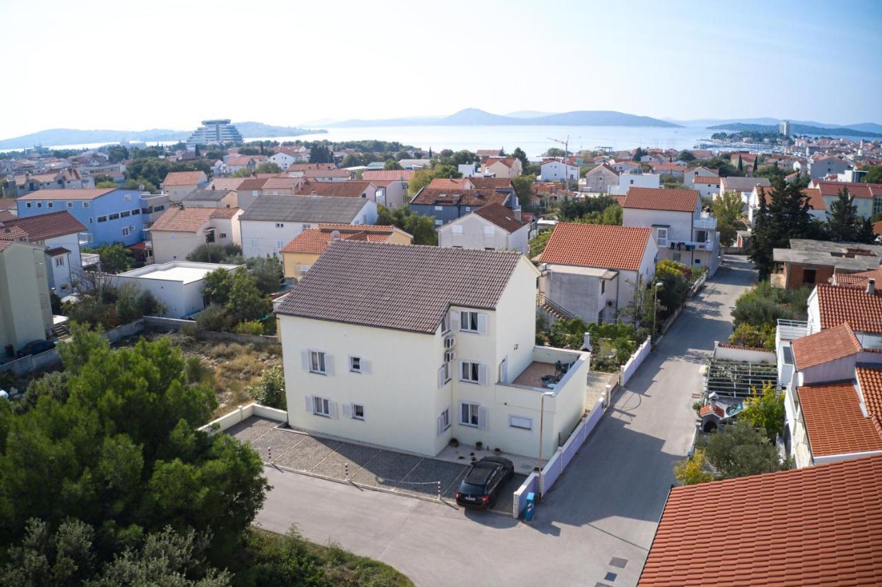 Apartments With A Parking Space Vodice - 6178 エクステリア 写真