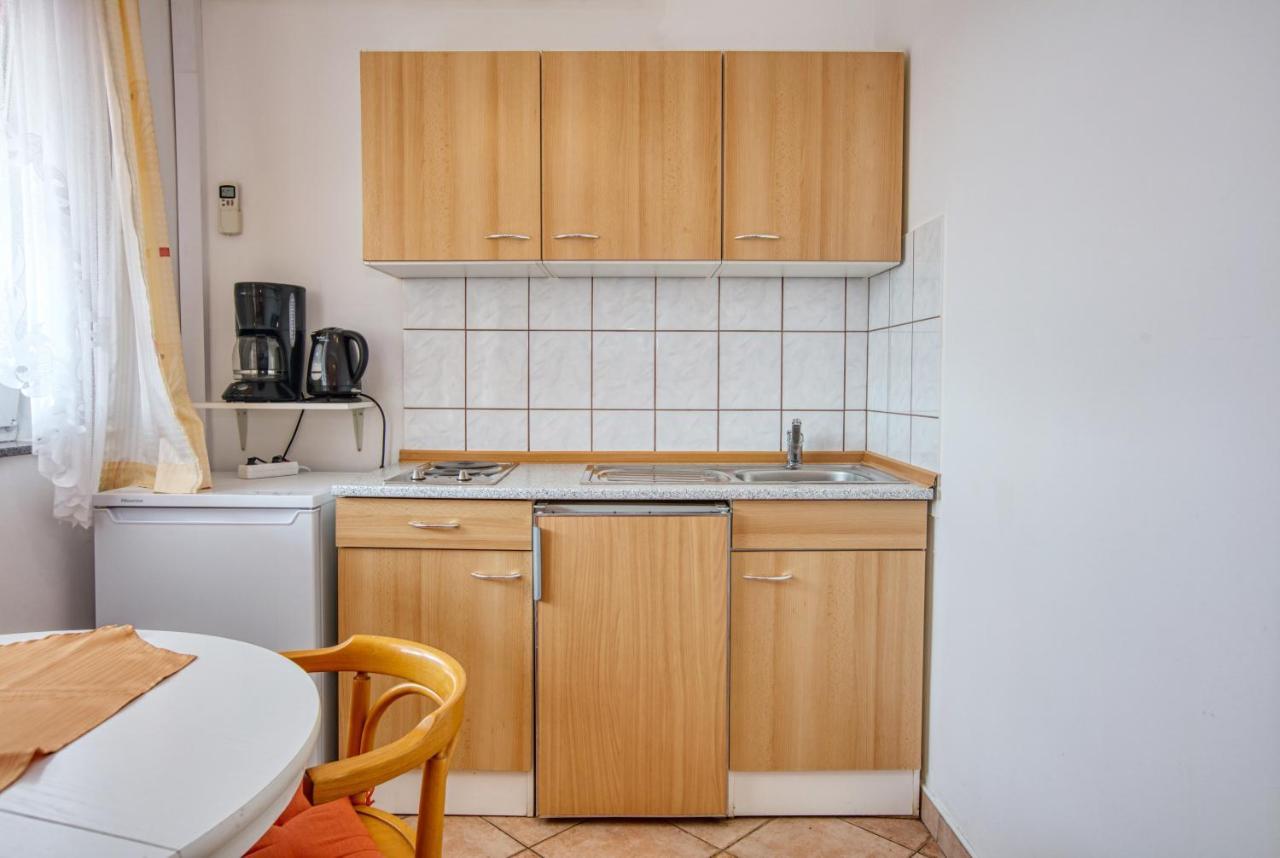 Apartments With A Parking Space Vodice - 6178 エクステリア 写真