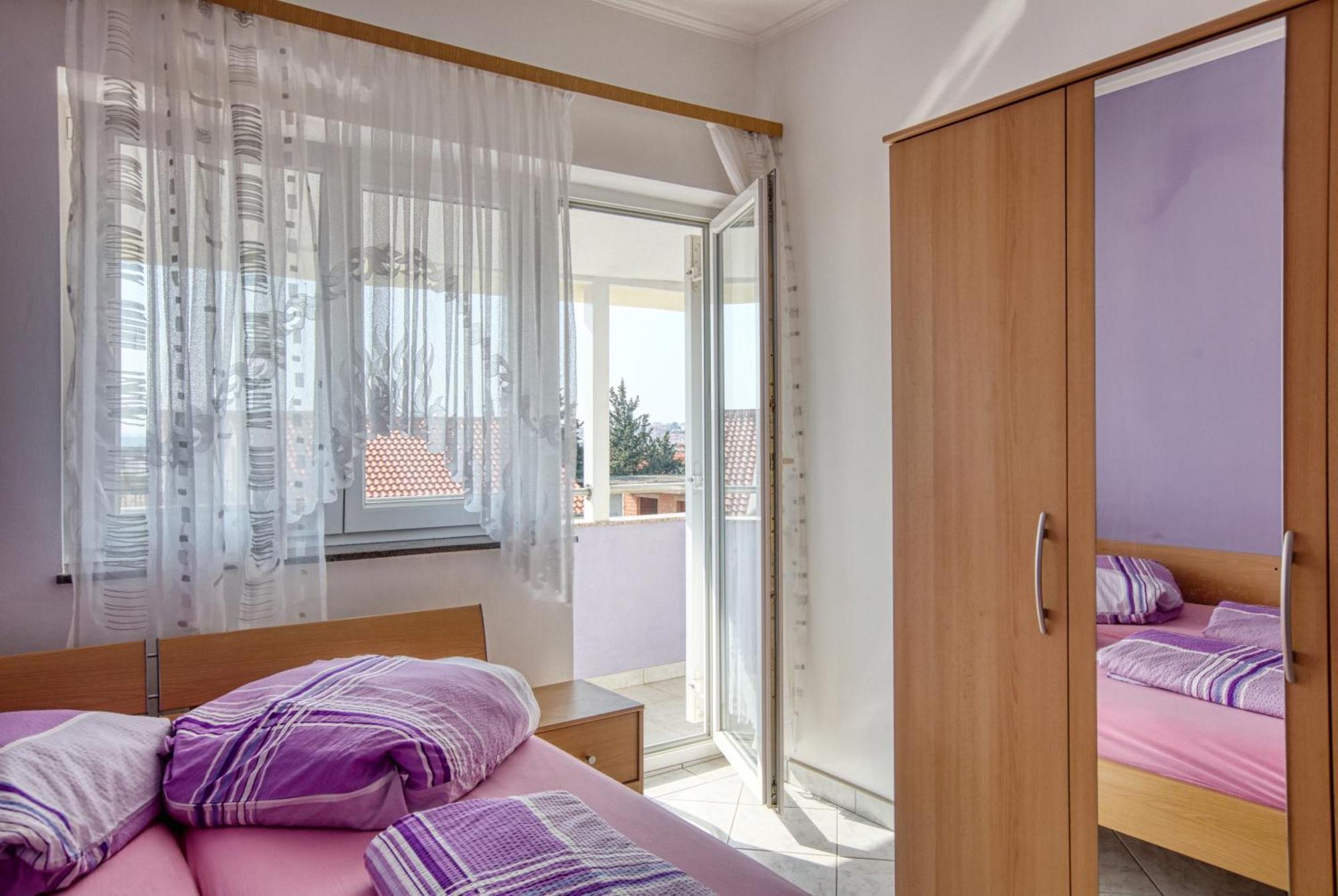 Apartments With A Parking Space Vodice - 6178 部屋 写真